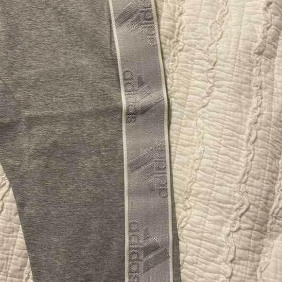Adidas leggings-small - Picture 3 of 5